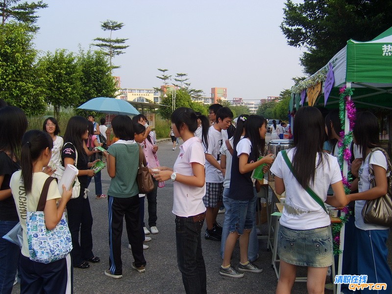 S6002900.jpg
