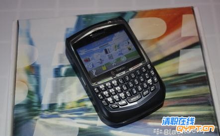 黑莓8700G