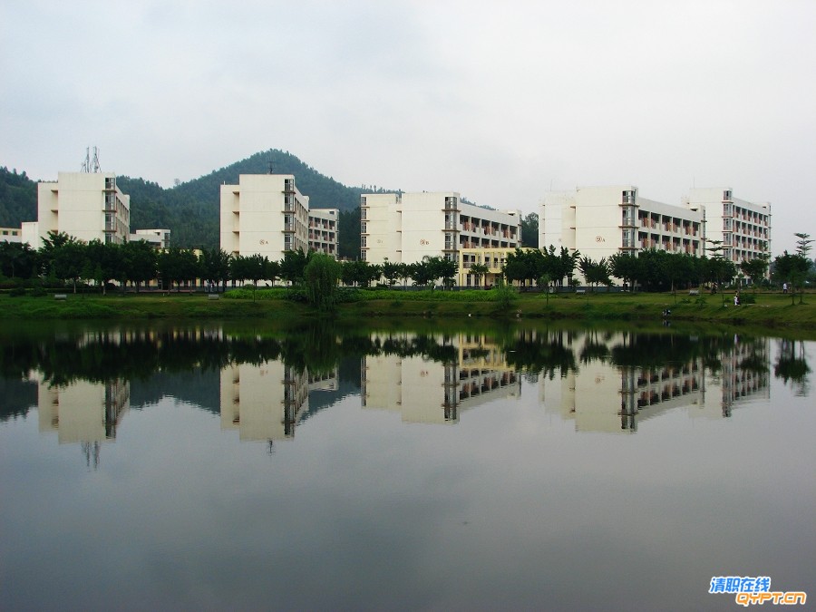 湖边宿舍.jpg