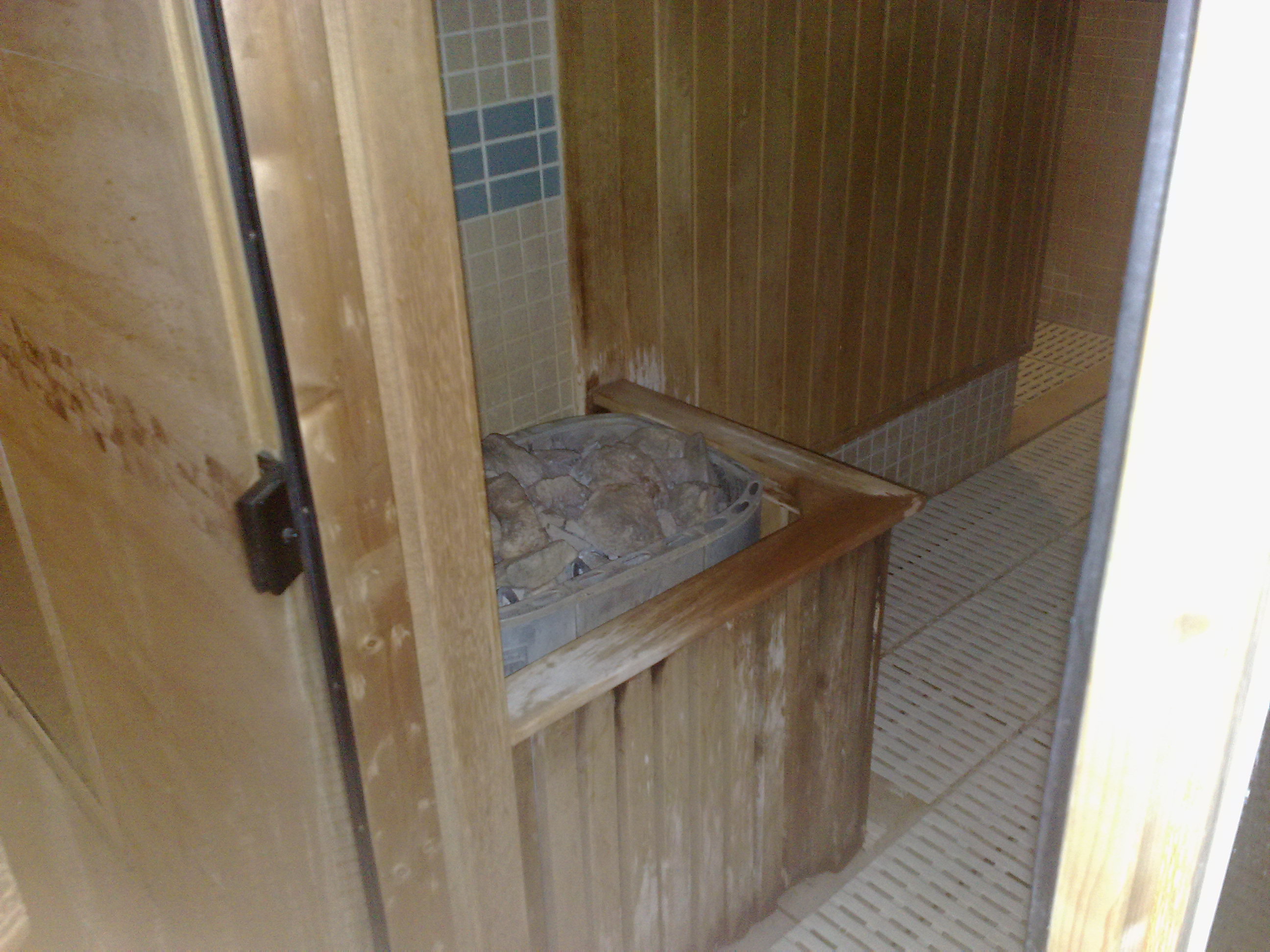 20100128457.jpg