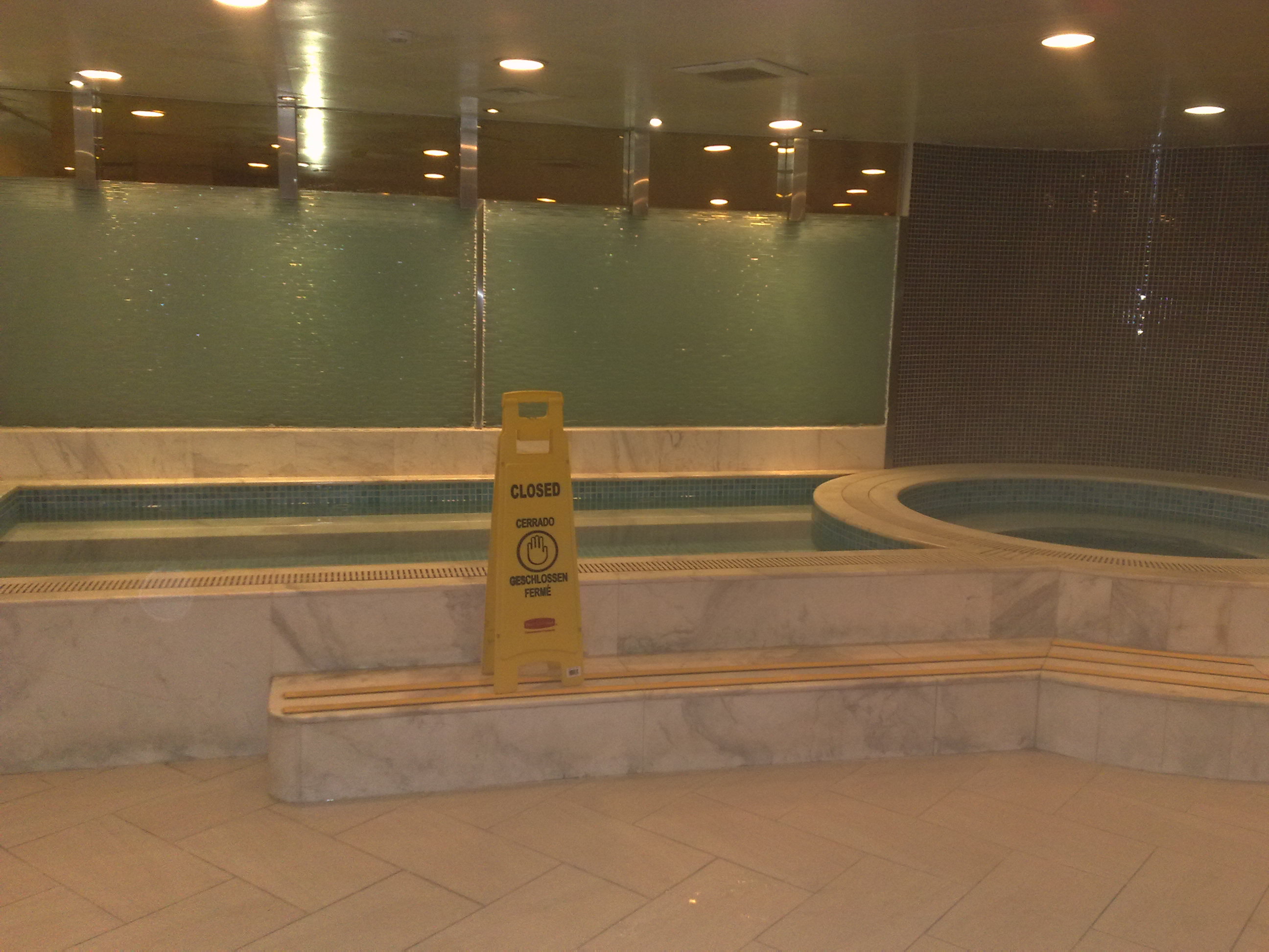 20100128453.jpg