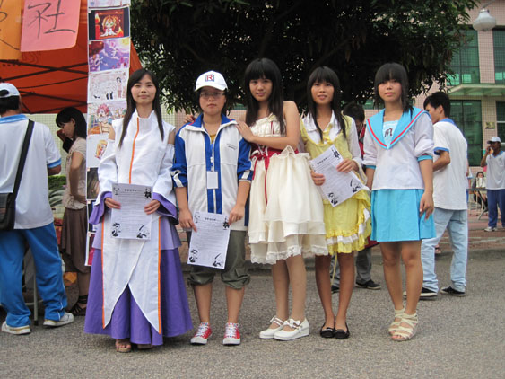 美女COSER们合影~